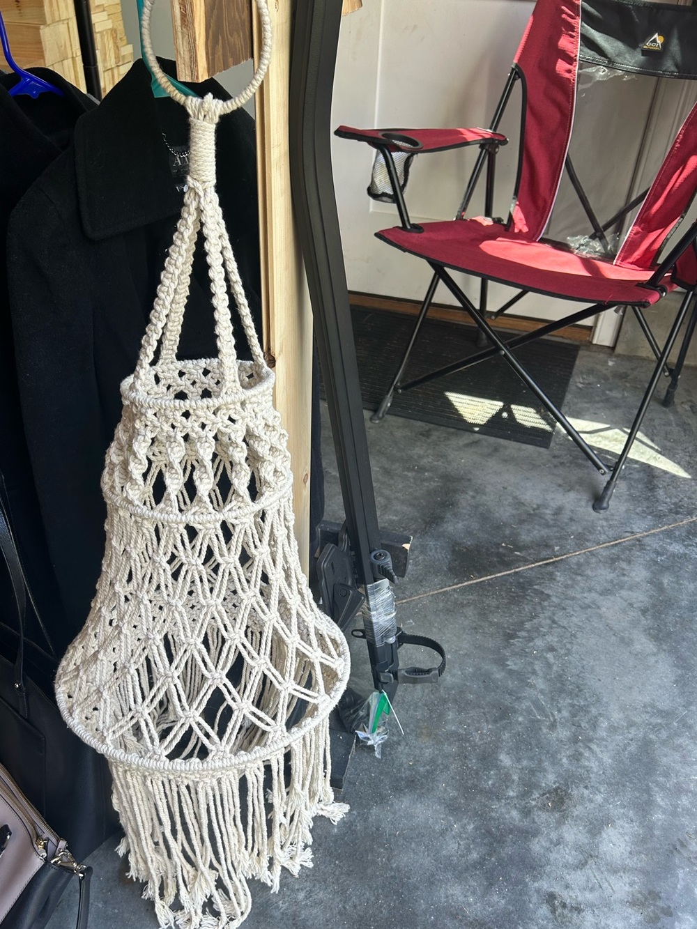 Macramé Hanging Planter - Cream